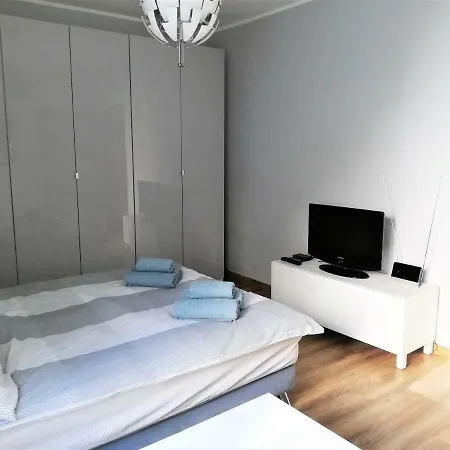 Gdynska Bryza Apartament 아파트 *